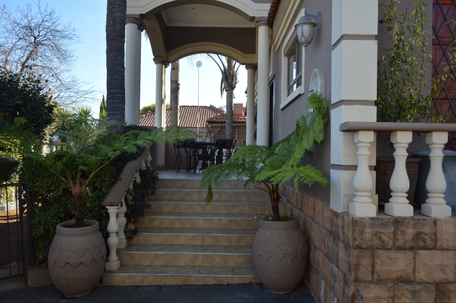 3 Bedroom Property for Sale in Wilkoppies North West